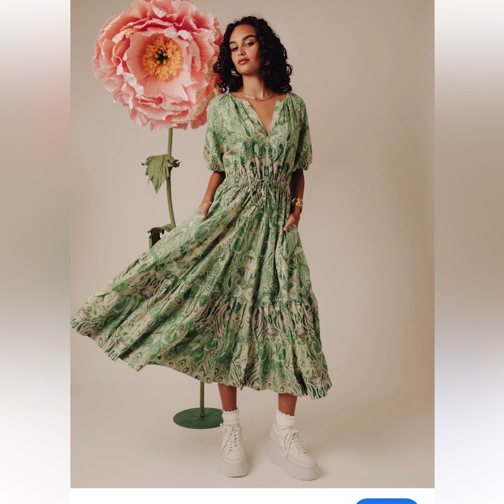 Block Island Clothing  Green Floral Flowy Midi Dress with Pockets